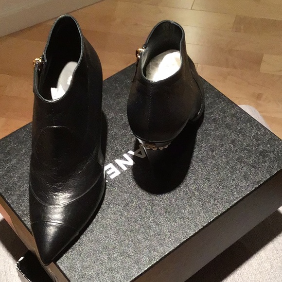 Chanel Black Leather Cap Toe Ankle Boots/Booties - Picture 3 of 6